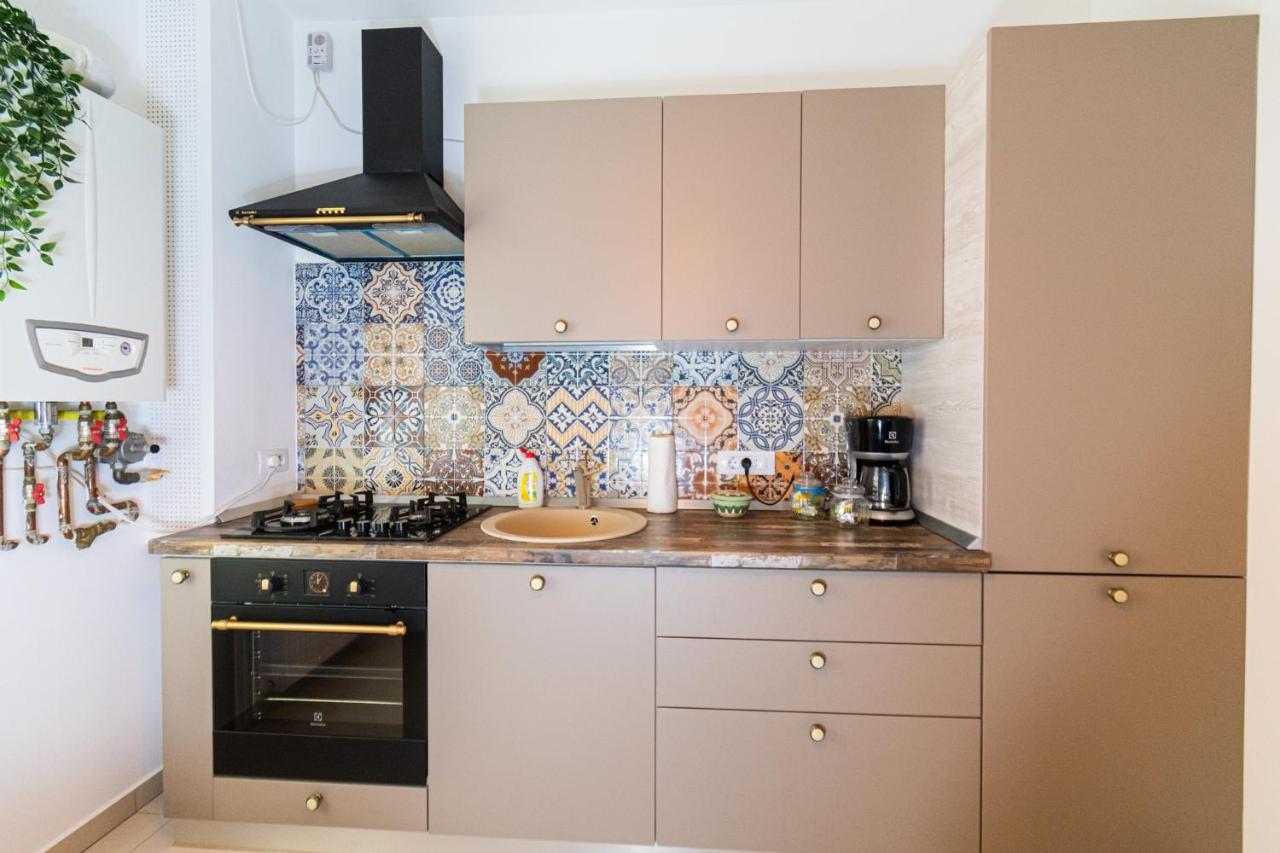 בראשוב Nature Apartment - Minutes Away From The Old Town And Afi Mall מראה חיצוני תמונה
